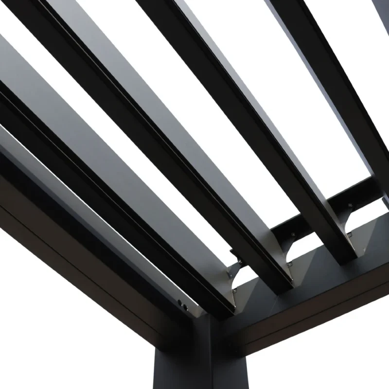 aluminiumska-pergola-podvizen-pokriv-domi